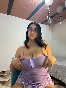 roldanmary online show from December 5, 2025, 2:10 am