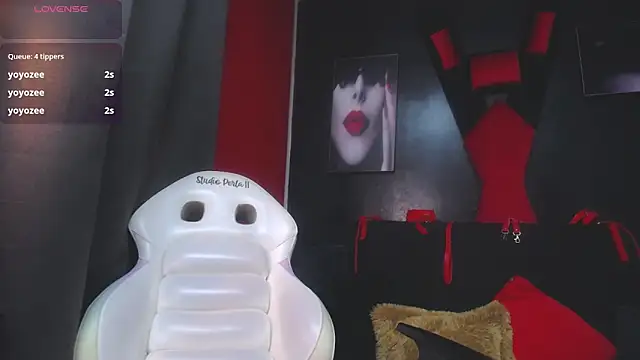 Snapshot of sweet__thang chatting on March 18, 2025, 9:56 am sweet thang online show from March 18, 2025, 9:56 am