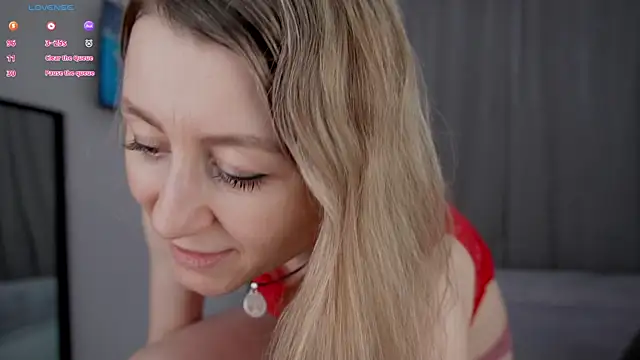 Snapshot of __Milana____ chatting on May 12, 2026, 5:19 pm Milana online show from May 12, 2026, 5:19 pm