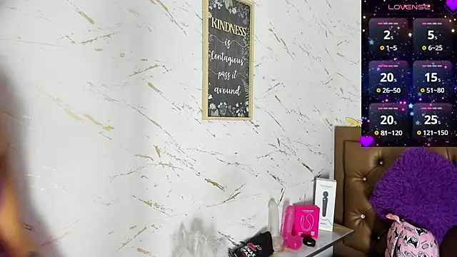 Snapshot of ANDROMEEDA chatting on September 12, 2025, 6:13 am ANDROMEEDA online show from September 12, 2025, 6:13 am