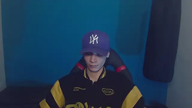 Burperking420  online show from March 19, 2025, 9:48 pm