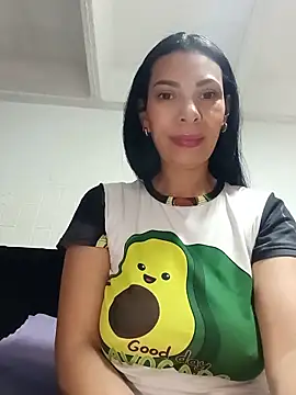 DaphneRosses online show from May 26, 2026, 1:53 pm