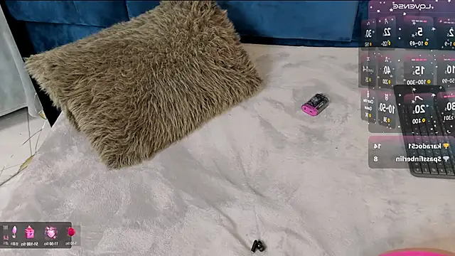 Snapshot of Samantha-Harpper chatting on March 15, 2025, 7:42 am Samantha-Harpper online show from March 15, 2025, 7:42 am