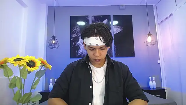 Snapshot of Draco_collins chatting on September 25, 2025, 8:15 pm Draco collins online show from September 25, 2025, 8:15 pm