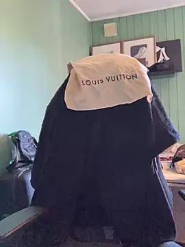 93tomten online show from March 21, 2025, 9:56 am