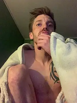 93tomten online show from March 9, 2025, 5:06 pm