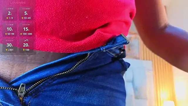 goldilockss15 online show from February 24, 2026, 4:13 am