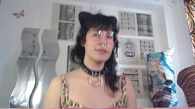 Snapshot of PainPrince69 chatting on March 16, 2026, 5:44 am PainPrince69 online show from March 16, 2026, 5:44 am