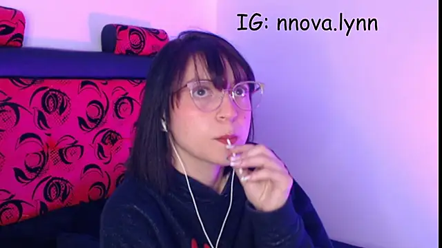 N Nova online show from March 6, 2026, 10:16 pm