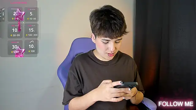 emma cute7 online show from September 11, 2025, 2:33 am