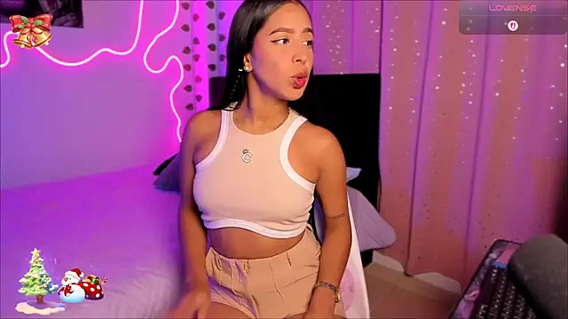 Snapshot of Vickysth chatting on December 1, 2025, 10:54 pm Vickysth online show from December 1, 2025, 10:54 pm