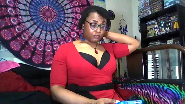 Snapshot of GardeniaFields chatting on June 16, 2026, 8:25 am GardeniaFields online show from June 16, 2026, 8:25 am