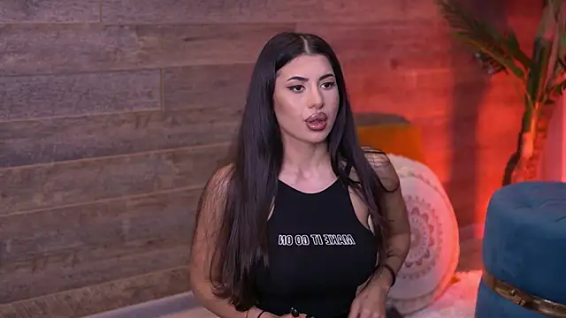 Snapshot of TanyaVonDe chatting on November 5, 2025, 5:16 pm TanyaVonDe online show from November 5, 2025, 5:16 pm