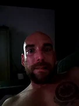 Snapshot of Smokeym123 chatting on September 23, 2025, 4:52 am Smokeym123 online show from September 23, 2025, 4:52 am