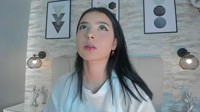 Snapshot of kanna_02 chatting on December 17, 2025, 10:42 am kanna 02 online show from December 17, 2025, 10:42 am