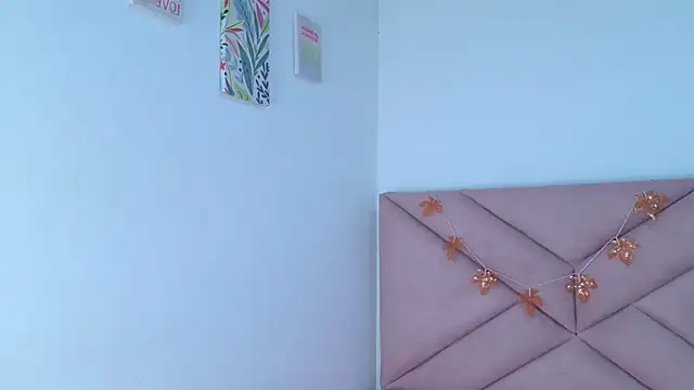 eva sin18 online show from December 3, 2025, 11:04 pm