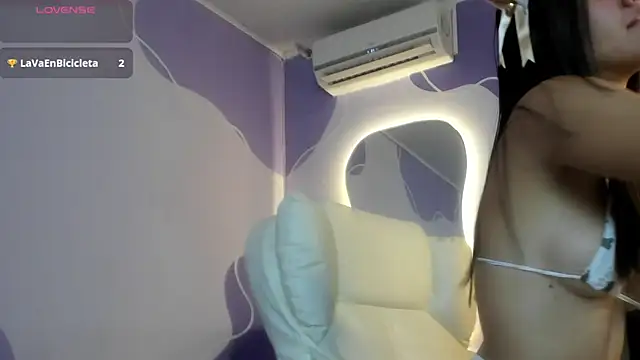 Snapshot of auroracute02 chatting on September 10, 2025, 1:10 pm auroracute02 online show from September 10, 2025, 1:10 pm