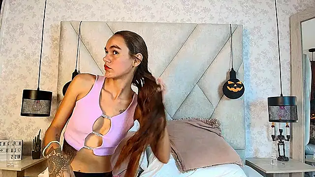 Snapshot of AmbarRaj chatting on October 25, 2025, 11:42 am AmbarRaj online show from October 25, 2025, 11:42 am