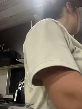 Nathaly 12 online show from November 12, 2025, 5:44 am