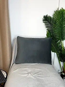 Snapshot of Eire_Spencer chatting on December 4, 2025, 4:44 am Eire Spencer online show from December 4, 2025, 4:44 am