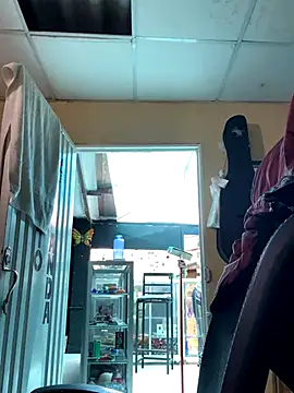 val zx online show from September 17, 2025, 3:47 pm