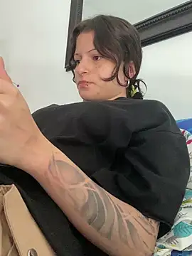 val zx online show from December 19, 2025, 1:13 pm