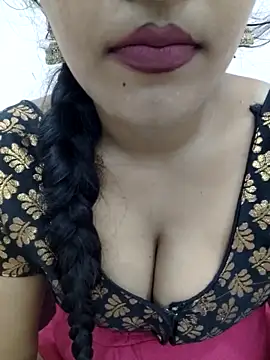 Snapshot of priya_00143 chatting on November 2, 2025, 5:45 am priya 00143 online show from November 2, 2025, 5:45 am