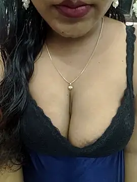 priya 00143 online show from May 26, 2026, 4:27 pm