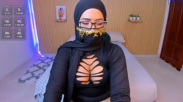 Snapshot of Sasha_Anaan chatting on March 20, 2025, 8:53 am Sasha Anaan online show from March 20, 2025, 8:53 am