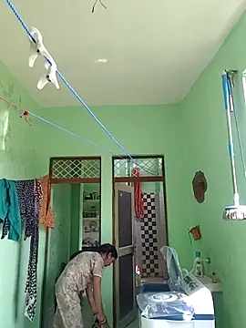 Hotty-Nidhi online show from October 17, 2025, 6:28 am