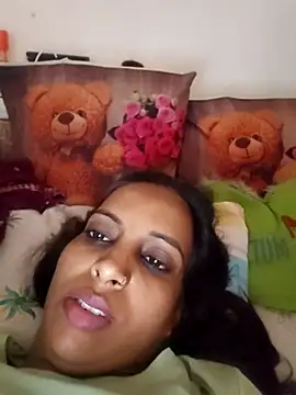 Snapshot of Hotty-Nidhi chatting on June 14, 2026, 2:57 am Hotty-Nidhi online show from June 14, 2026, 2:57 am