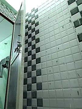 Hotty-Nidhi online show from March 4, 2026, 4:59 pm