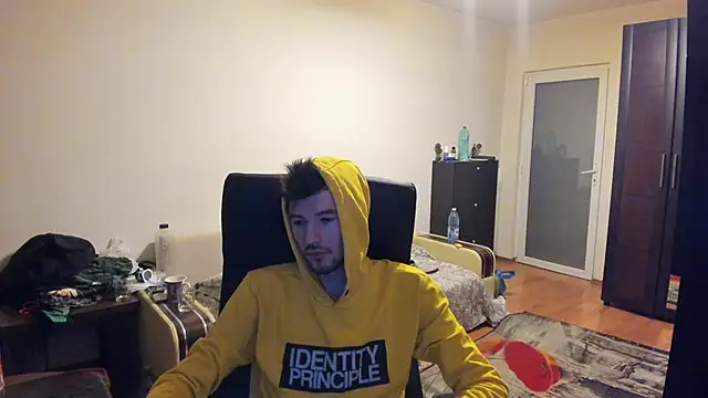 Snapshot of JustinPorno chatting on September 27, 2025, 6:25 pm JustinPorno online show from September 27, 2025, 6:25 pm