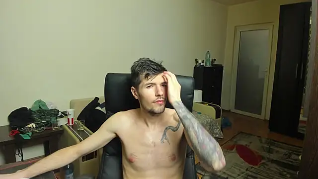 Snapshot of JustinPorno chatting on September 23, 2025, 8:16 pm JustinPorno online show from September 23, 2025, 8:16 pm