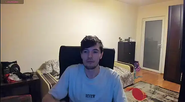 Snapshot of JustinPorno chatting on March 17, 2025, 4:19 am JustinPorno online show from March 17, 2025, 4:19 am