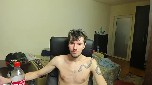 Snapshot of JustinPorno chatting on October 1, 2025, 10:35 pm JustinPorno online show from October 1, 2025, 10:35 pm