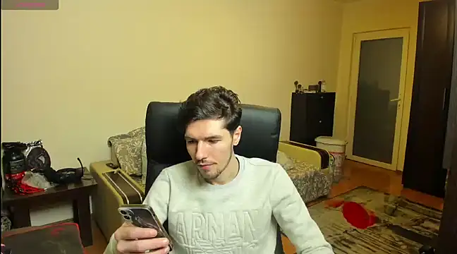 Snapshot of JustinPorno chatting on March 14, 2025, 10:38 pm JustinPorno online show from March 14, 2025, 10:38 pm