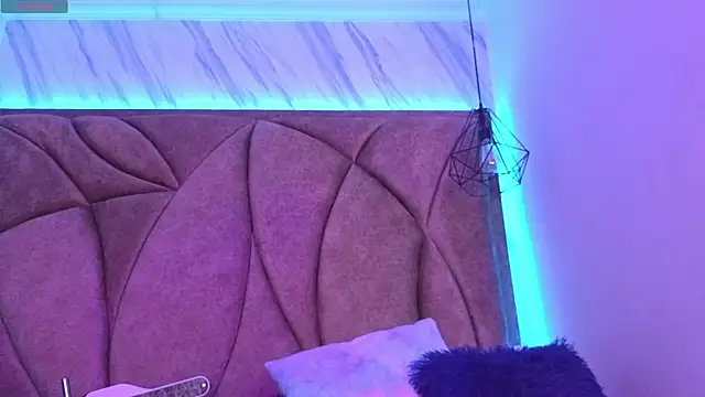 Kanela miller  online show from April 5, 2026, 12:23 pm