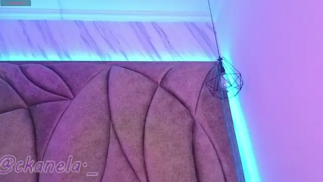 Kanela miller  online show from February 5, 2026, 12:12 pm