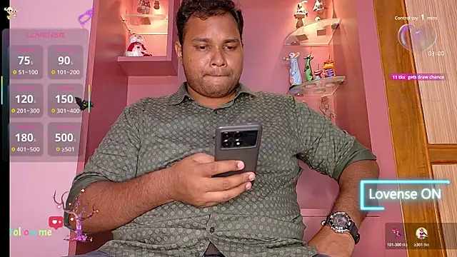 Snapshot of Naughty_Rohan_ chatting on October 30, 2025, 10:02 am Naughty Rohan online show from October 30, 2025, 10:02 am