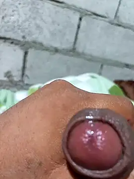 Snapshot of Renemera1997 chatting on September 13, 2025, 5:07 am Renemera1997 online show from September 13, 2025, 5:07 am