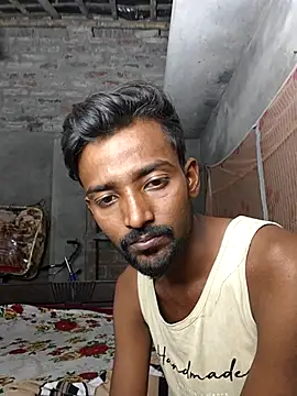 India HOT23 online show from November 16, 2025, 2:22 pm