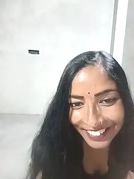 Snapshot of Shakira-Devi chatting on March 17, 2025, 5:16 pm Shakira-Devi online show from March 17, 2025, 5:16 pm