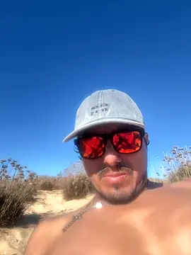 Sober2904 online show from October 5, 2025, 3:47 pm