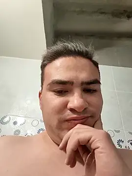 Snapshot of Andy-rtg chatting on December 23, 2025, 2:44 am Andy-rtg online show from December 23, 2025, 2:44 am