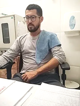 pdasgyn online show from March 13, 2026, 6:46 pm