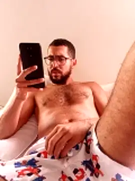 Snapshot of pdasgyn chatting on November 2, 2025, 5:18 pm pdasgyn online show from November 2, 2025, 5:18 pm