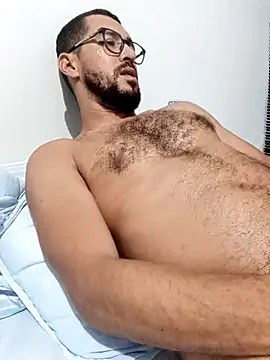 Snapshot of pdasgyn chatting on December 4, 2025, 1:48 am pdasgyn online show from December 4, 2025, 1:48 am