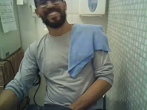 Snapshot of pdasgyn chatting on October 30, 2025, 6:38 pm pdasgyn online show from October 30, 2025, 6:38 pm