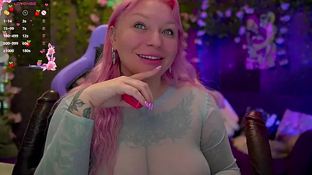 Snapshot of BlackedBarbie chatting on October 11, 2025, 8:21 pm BlackedBarbie online show from October 11, 2025, 8:21 pm